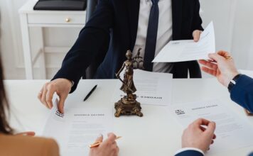 Benefits of Consulting a Family Lawyer